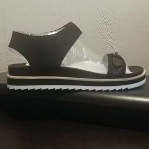 Merrell Juno Mid Zip Sandals